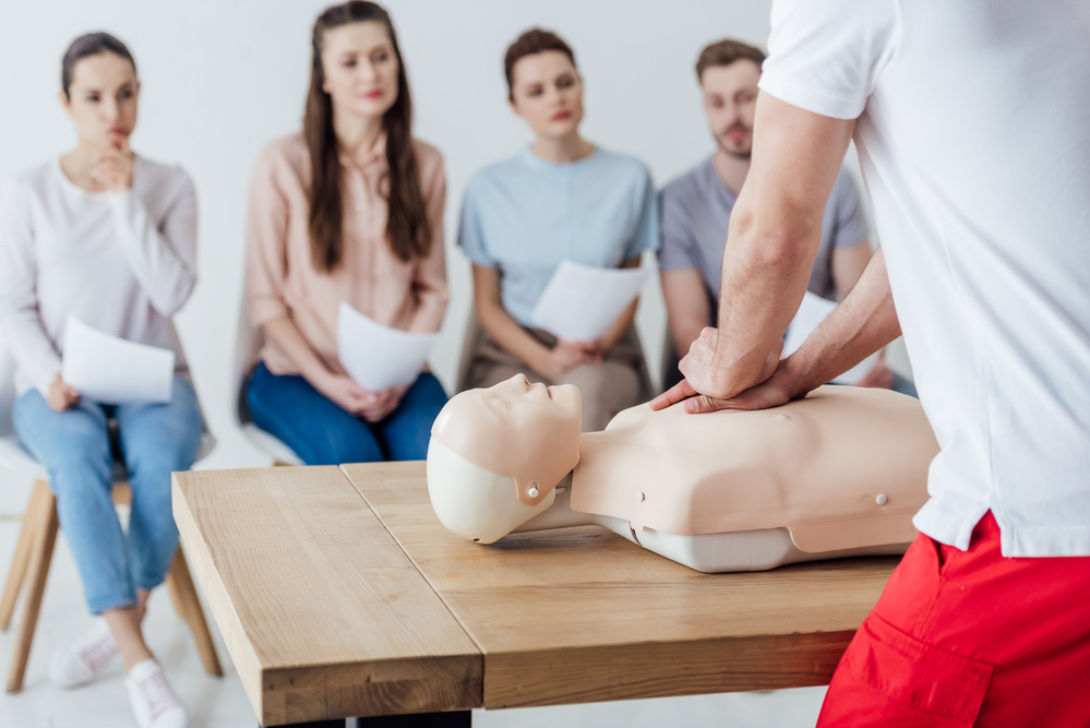 cpr aed and first aid certification for doctors